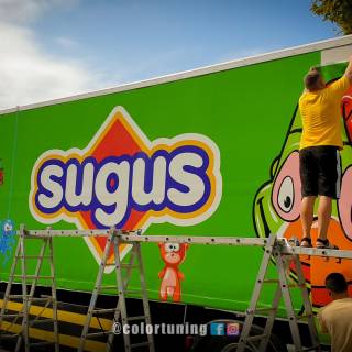Reclama publicitara pe camion