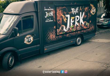 inscriptionare profesionala The Jerk