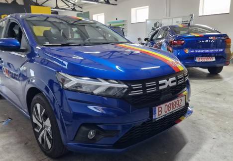rom inscriptionari auto dacia logan personalizate