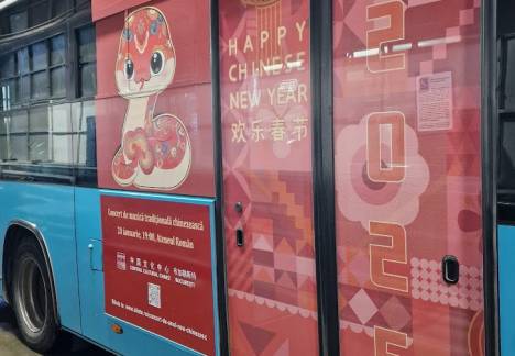 colantare autobuze stb