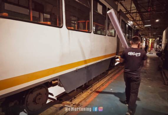 Inscripționări publicitare tramvai